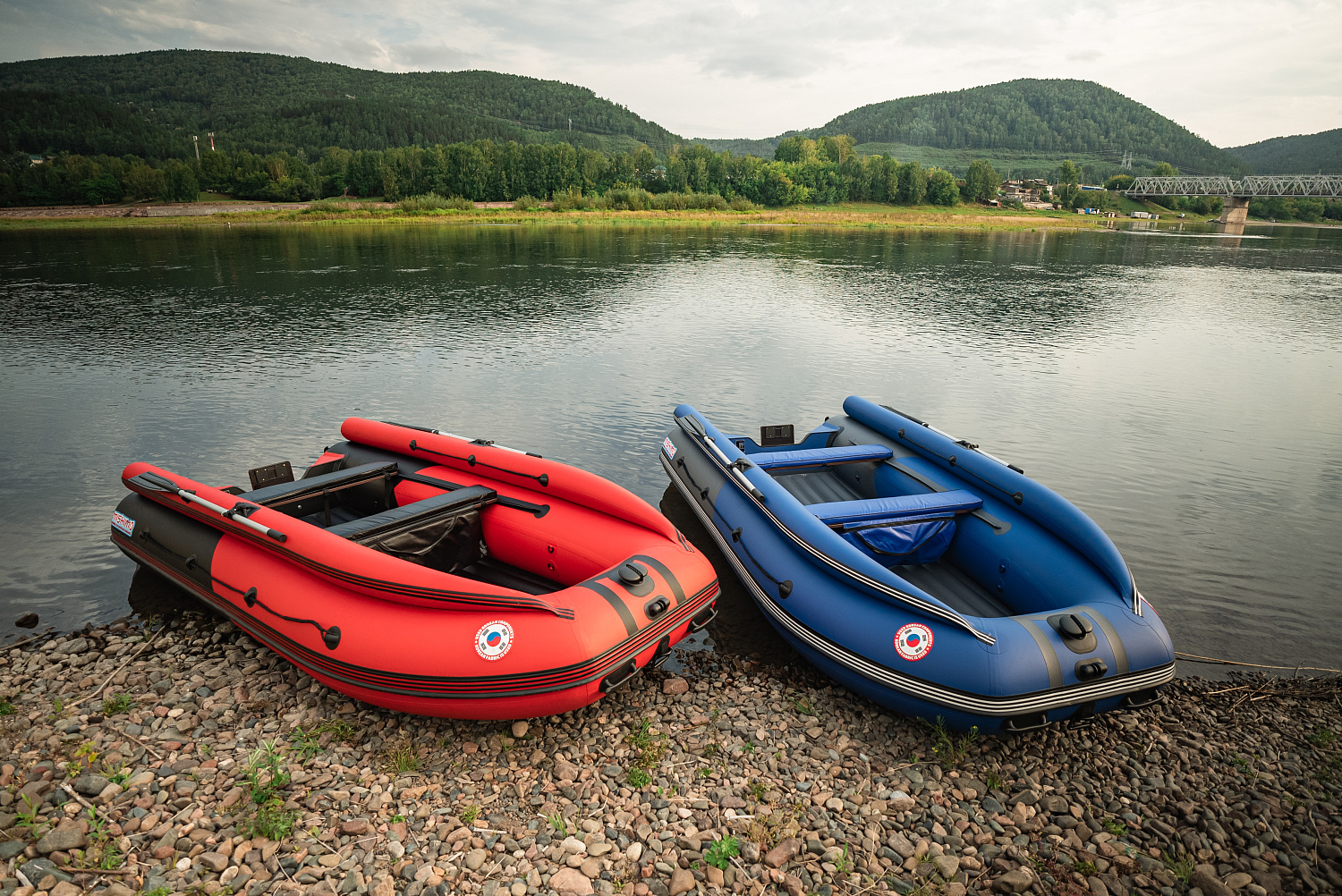 Лодка MISHIMO RIVER FJET PRO 410  под водомет в Туапсе