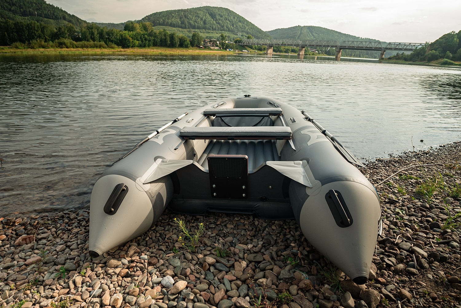Лодка MISHIMO RIVER JET 390 под водомет в Туапсе