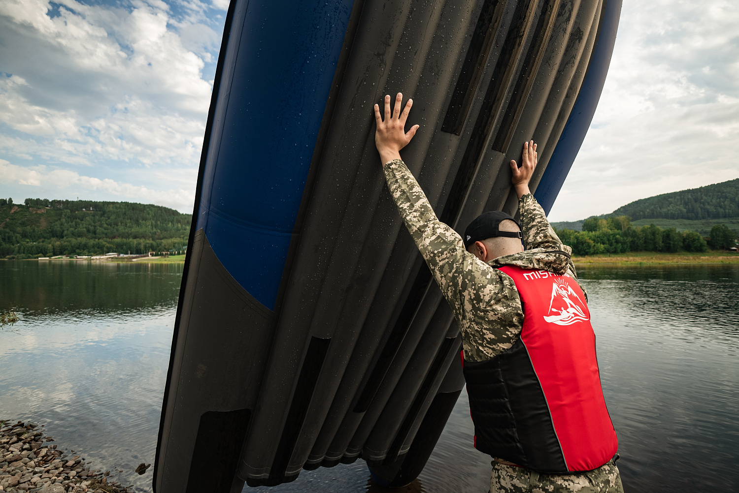 Лодка MISHIMO RIVER FJET PRO 410  под водомет в Туапсе