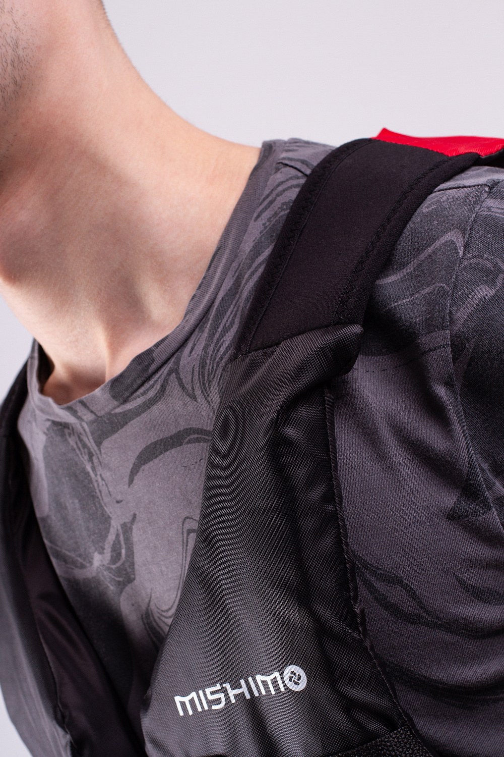 Жилет спасательный MISHIMO PRO Премиум качества Черно-красный в Туапсе